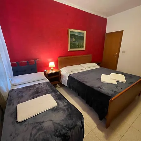 Apartment Comfortable Near Train Station Venice
