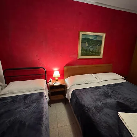Comfortable Near Train Station *